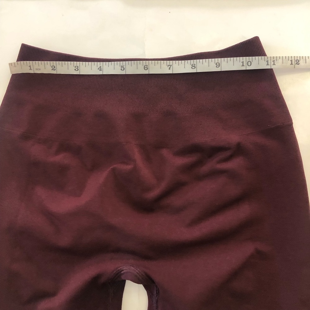 Alphalete Women's Amplify Seamless Scrunch Short Size S - Picture 11 of 14